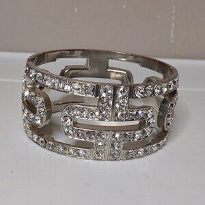 6.5 Inch Silver Tone And Clear Hinged Bracelet